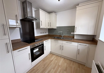 2 bedroom apartment to rent - Holland House Road, Walton-le-Dale, Preston, Lancashire, PR5 - Property View 1